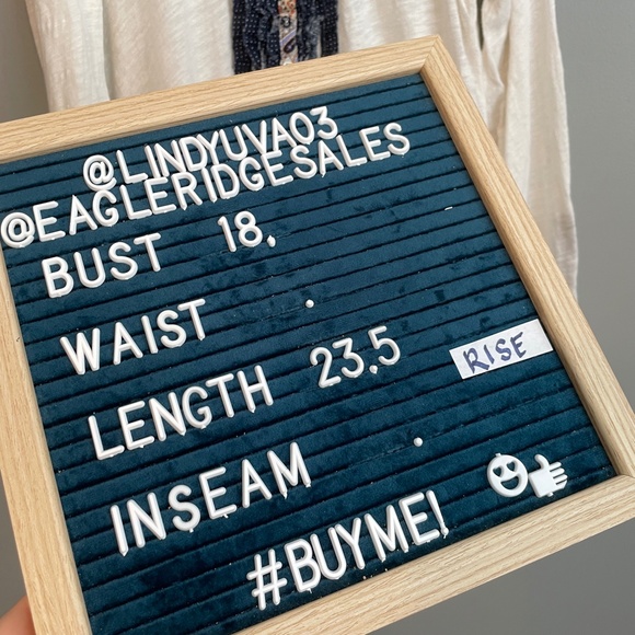 EUC Anthropologie Postmark Ruffle Flare Henley Top Size Medium - Picture 6 of 6